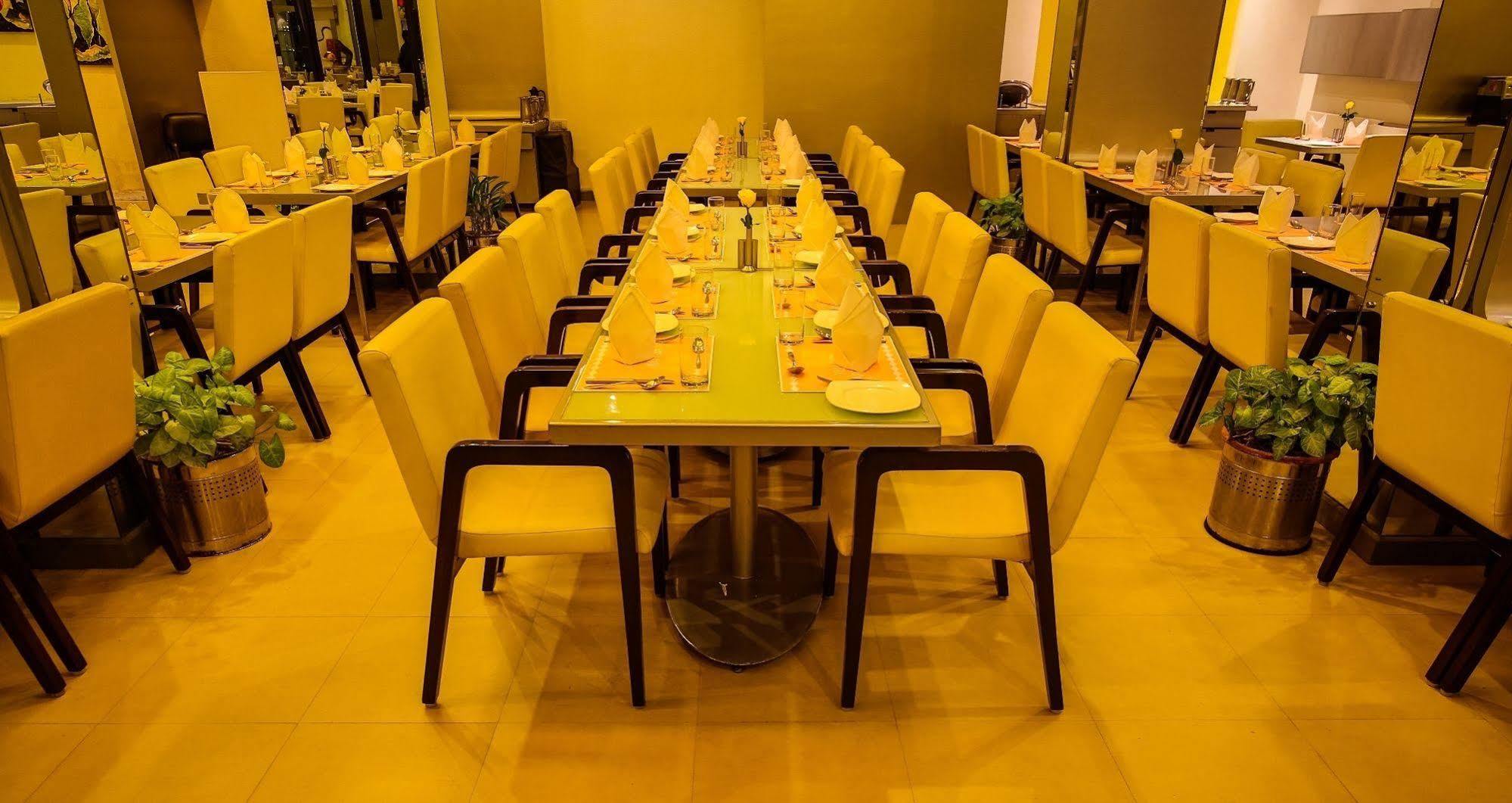 Capitol Hill Hotel Ranchi Ngoại thất bức ảnh