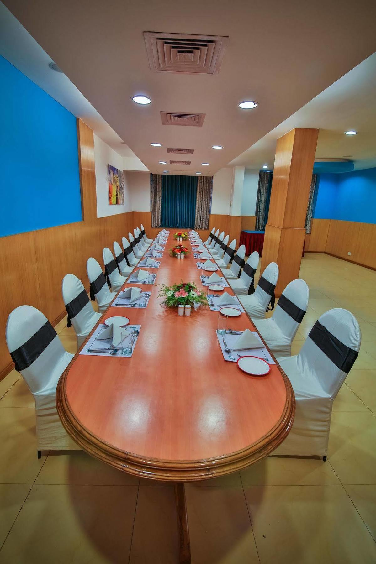 Capitol Hill Hotel Ranchi Ngoại thất bức ảnh